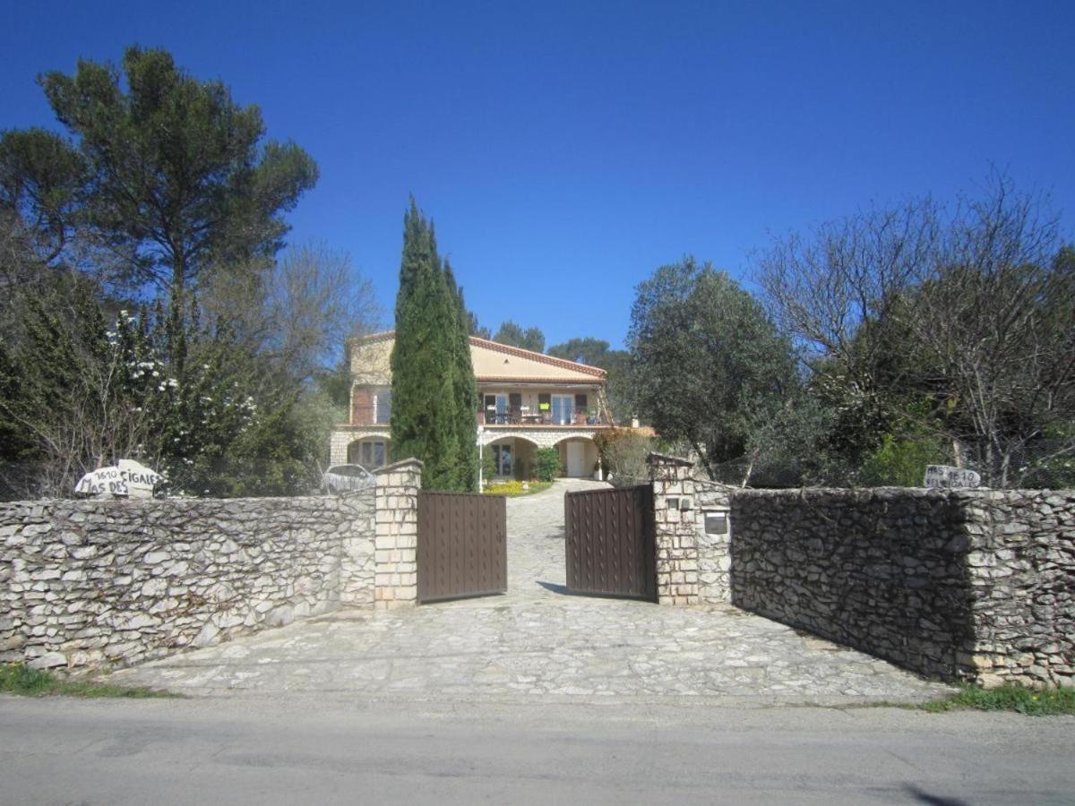Les Gites Du Mas Des Cigales Nîmes Exterior foto